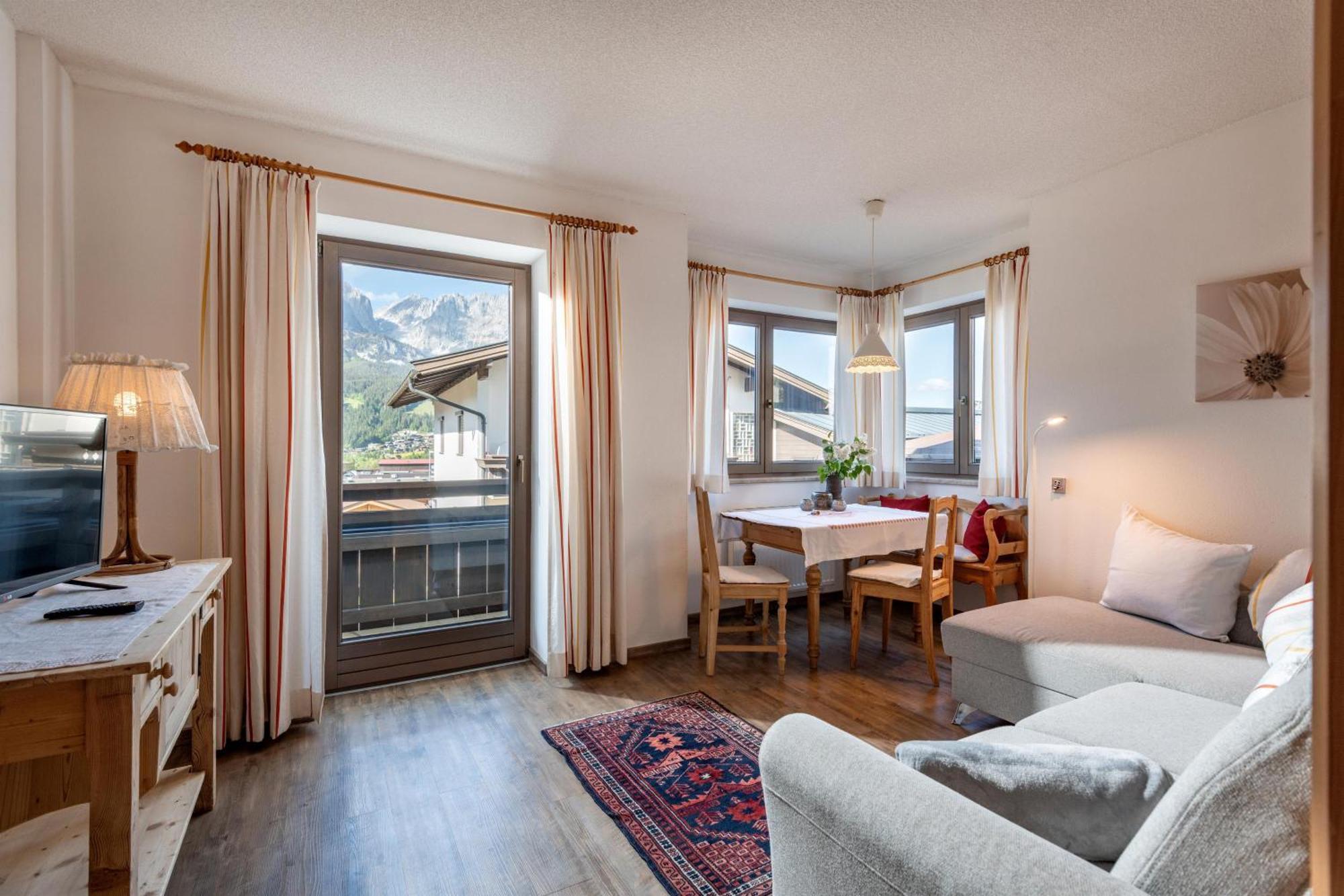 Haus Alpin Apartment Ellmau Bagian luar foto